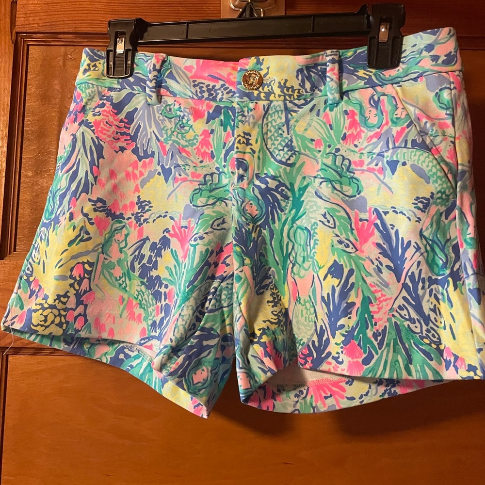 Lilly Pulitzer EUC shorts size 2 HTF mermaid cove